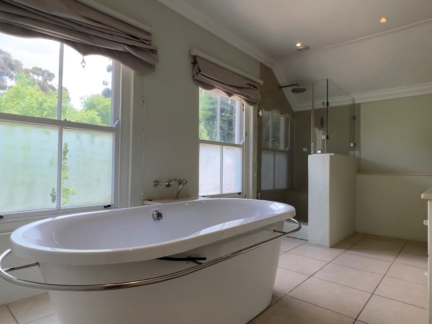 8 Bedroom Property for Sale in Raithby Western Cape